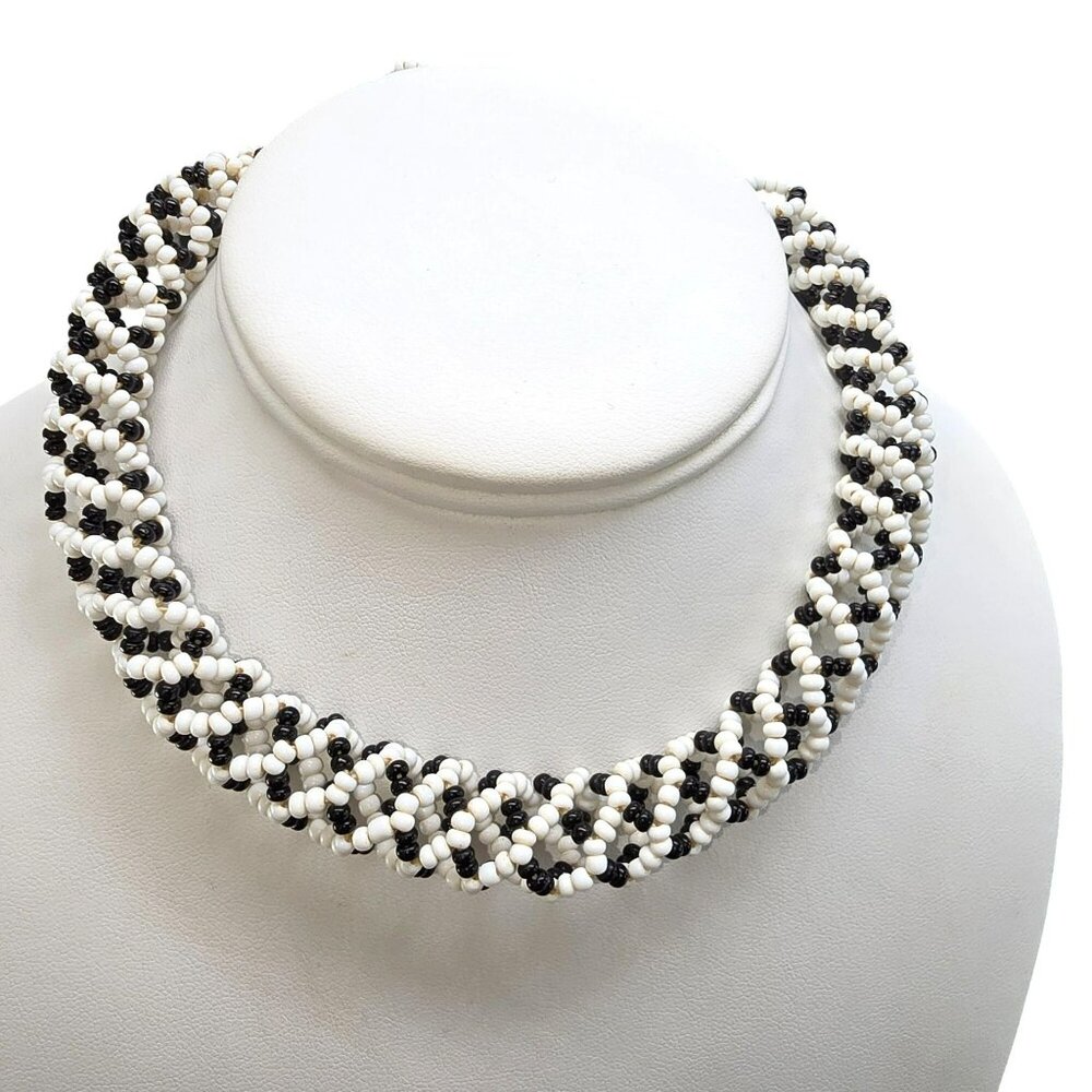 Micro Beaded Black & White Choker Round Necklace Beaded Clasp Closure HS143